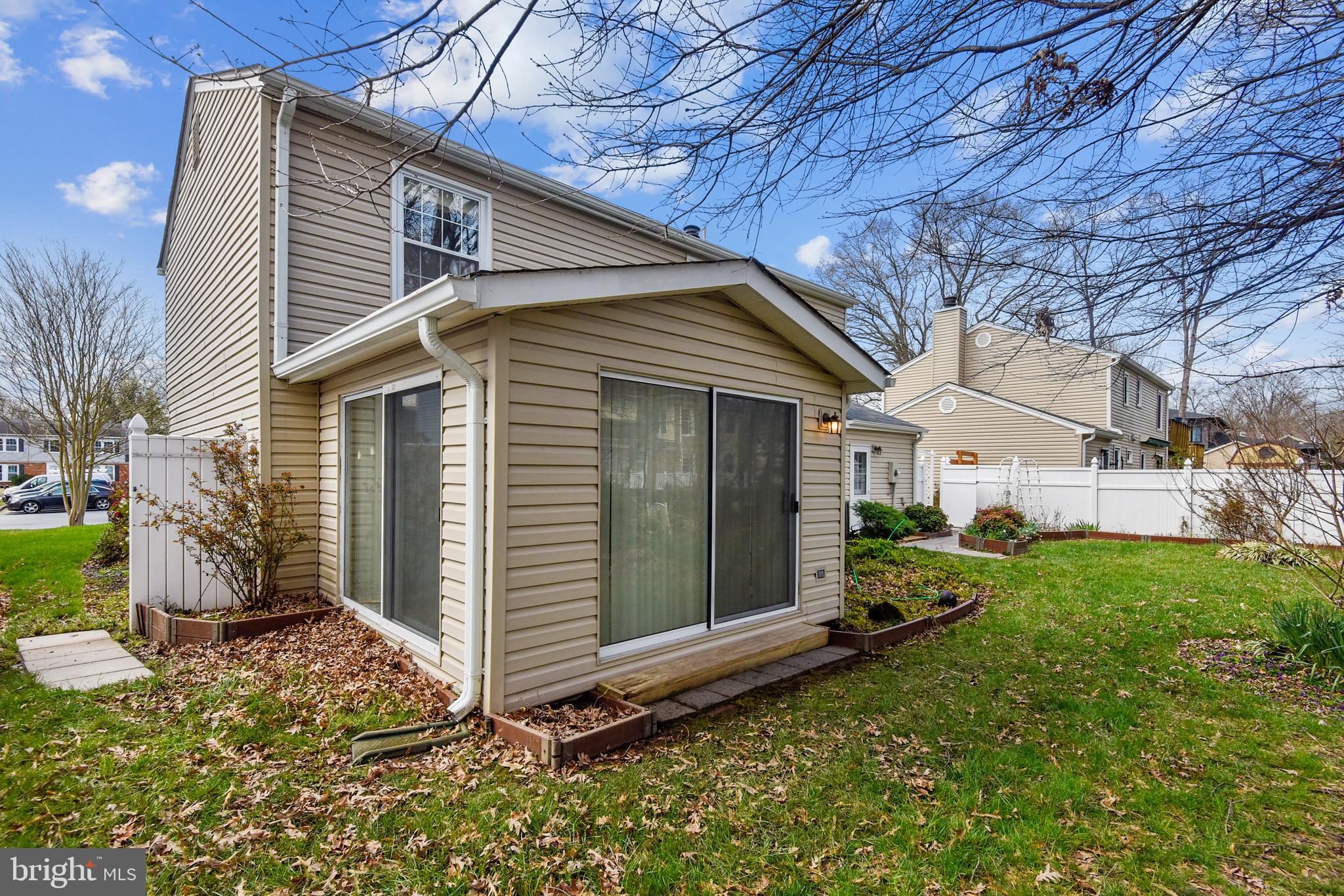 6807 Ben Franklin Road Springfield, VA 22150 - Photo 41 of 52 rear view