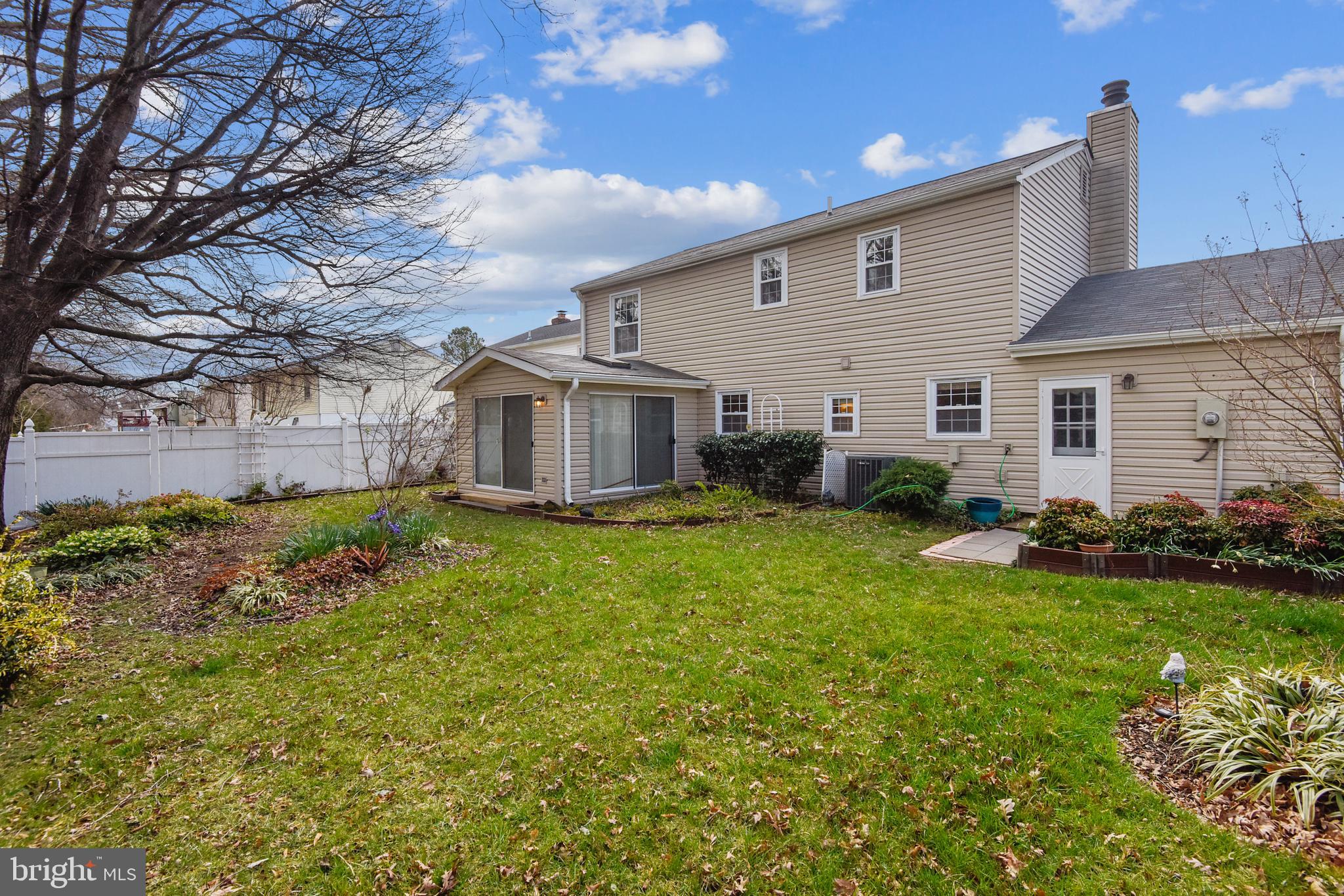6807 Ben Franklin Road Springfield, VA 22150 - Photo 43 of 52 rear view