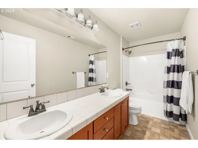 $673,000 | 14612 Southeast Natalya Street, Happy Valley, OR 97086