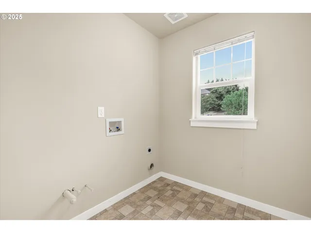 $673,000 | 14612 Southeast Natalya Street, Happy Valley, OR 97086