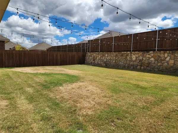 $2,500 | 3005 Sovereignty Drive, Denton, TX 76207