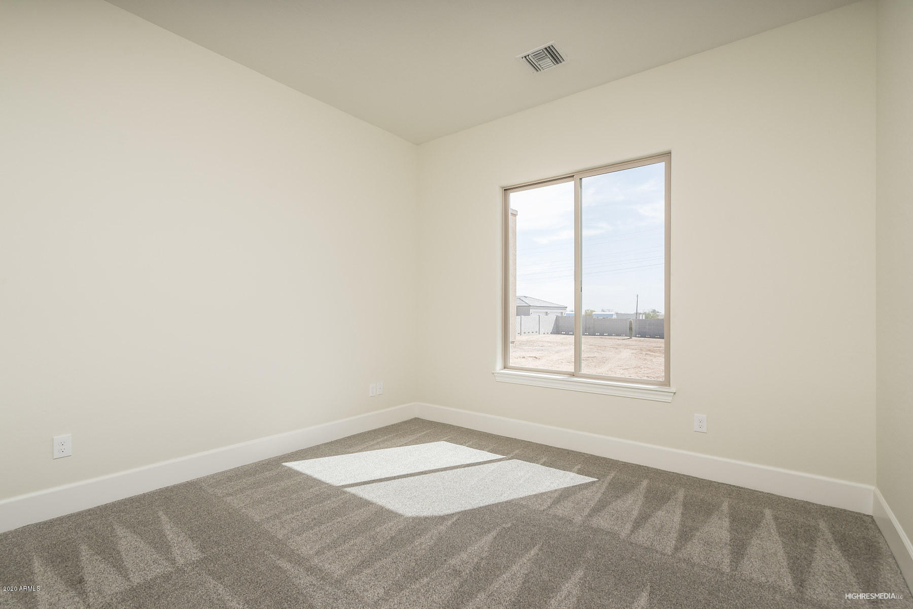 9833 East Brown Road Mesa, AZ 85207 - Photo 16 of 35 HRM5774_web