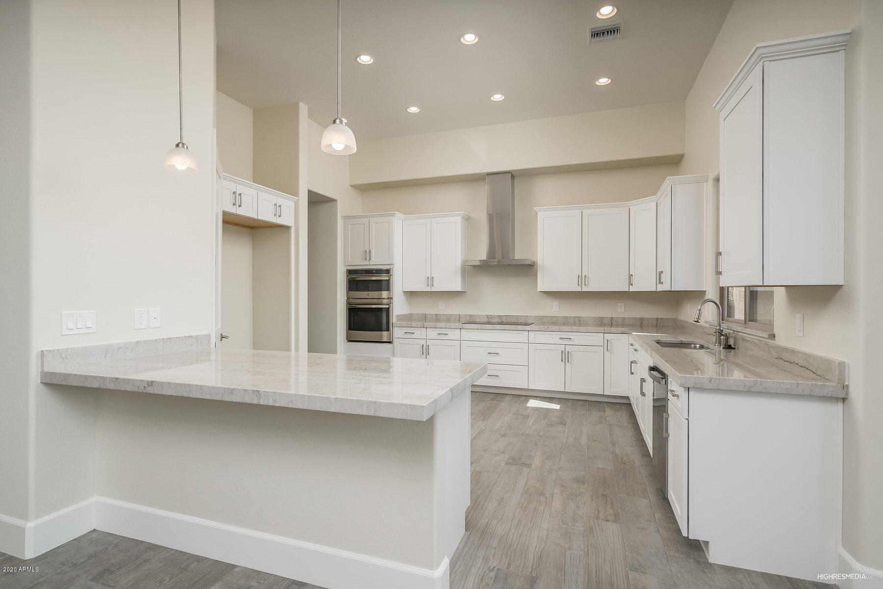 9833 East Brown Road Mesa, AZ 85207 - Photo 19 of 35 HRM5777_web