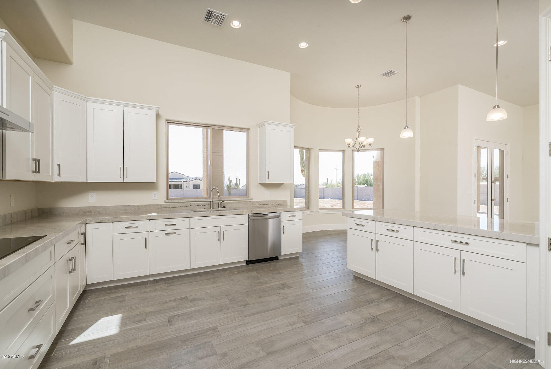 9833 East Brown Road Mesa, AZ 85207 - Photo 20 of 35 HRM5779_web