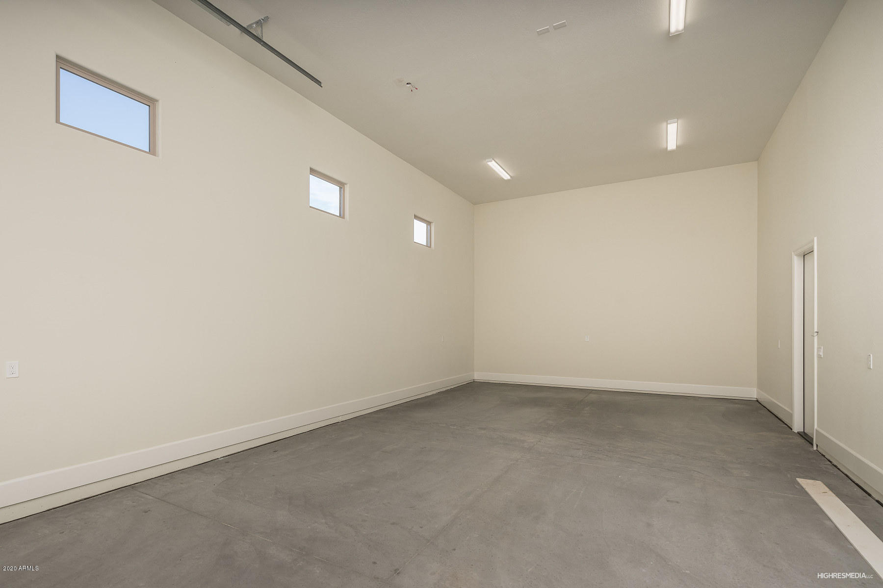 9833 East Brown Road Mesa, AZ 85207 - Photo 29 of 35 HRM5794_web