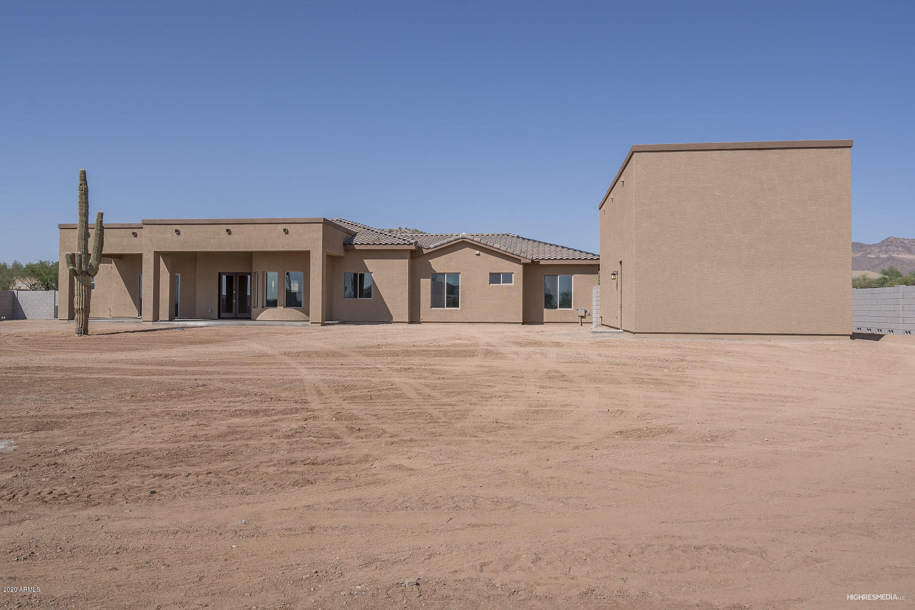 9833 East Brown Road Mesa, AZ 85207 - Photo 8 of 35 HRM5800_web
