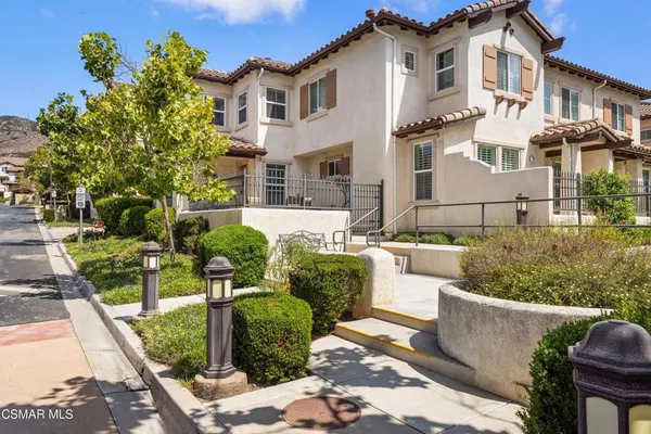 $685,000 | 160 Via Katrina, Newbury Park, CA 91320