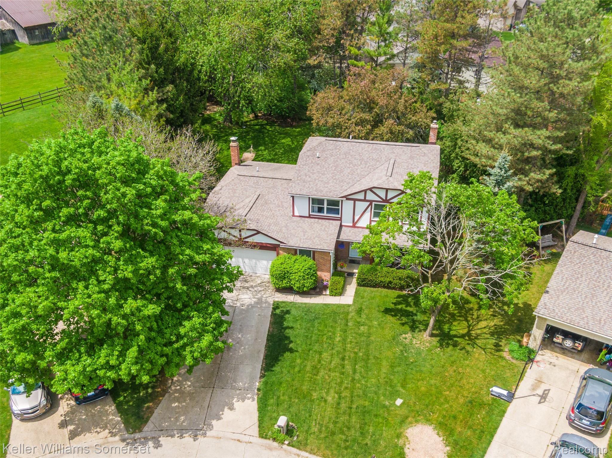 1486 Antler Court Rochester, MI 48309 - Photo 46 of 51 Exteriors 8.JPG