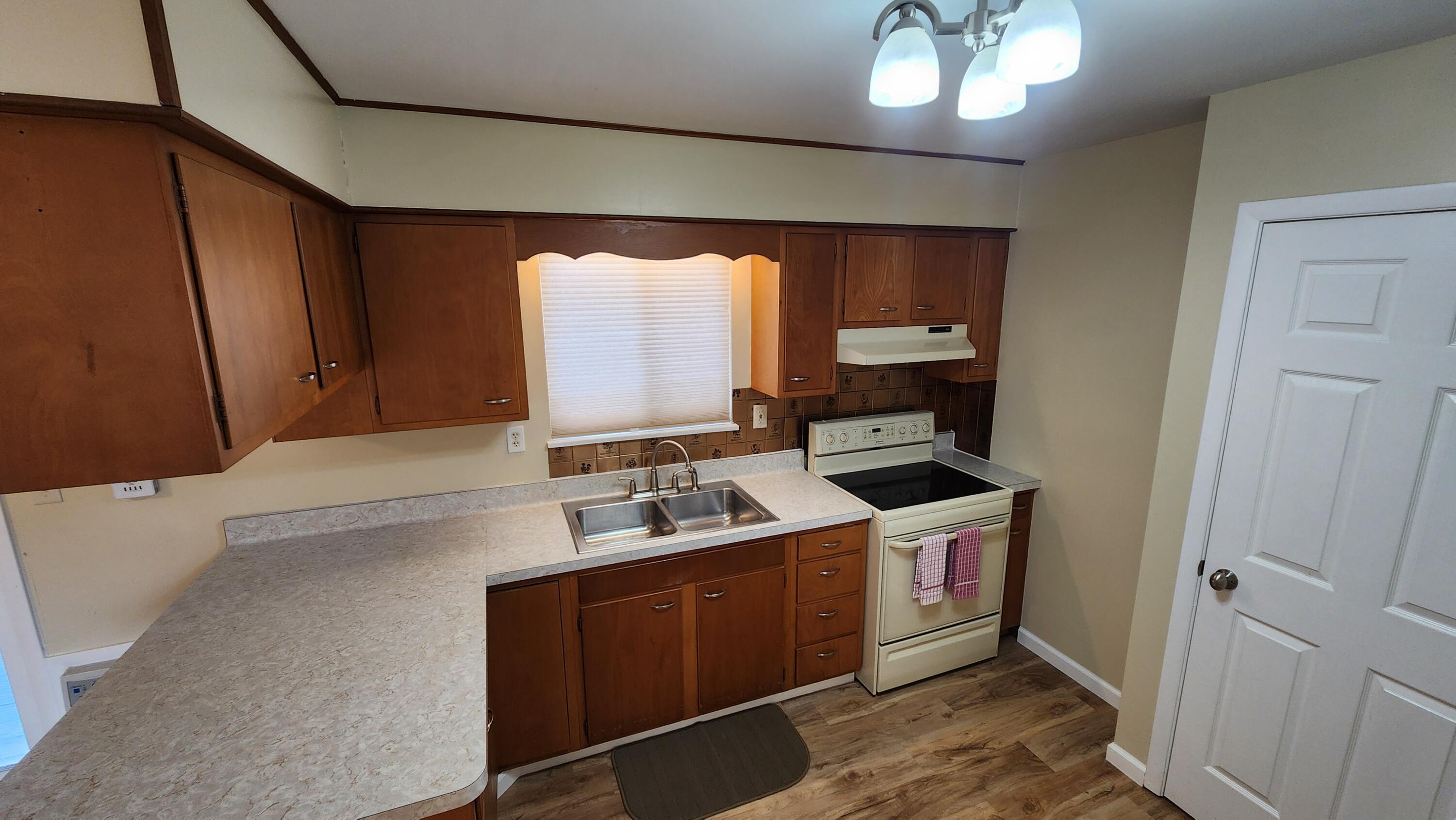646 East Copeland Road Coldwater, MI 49036 - Photo 5 of 17 Kitchen 1