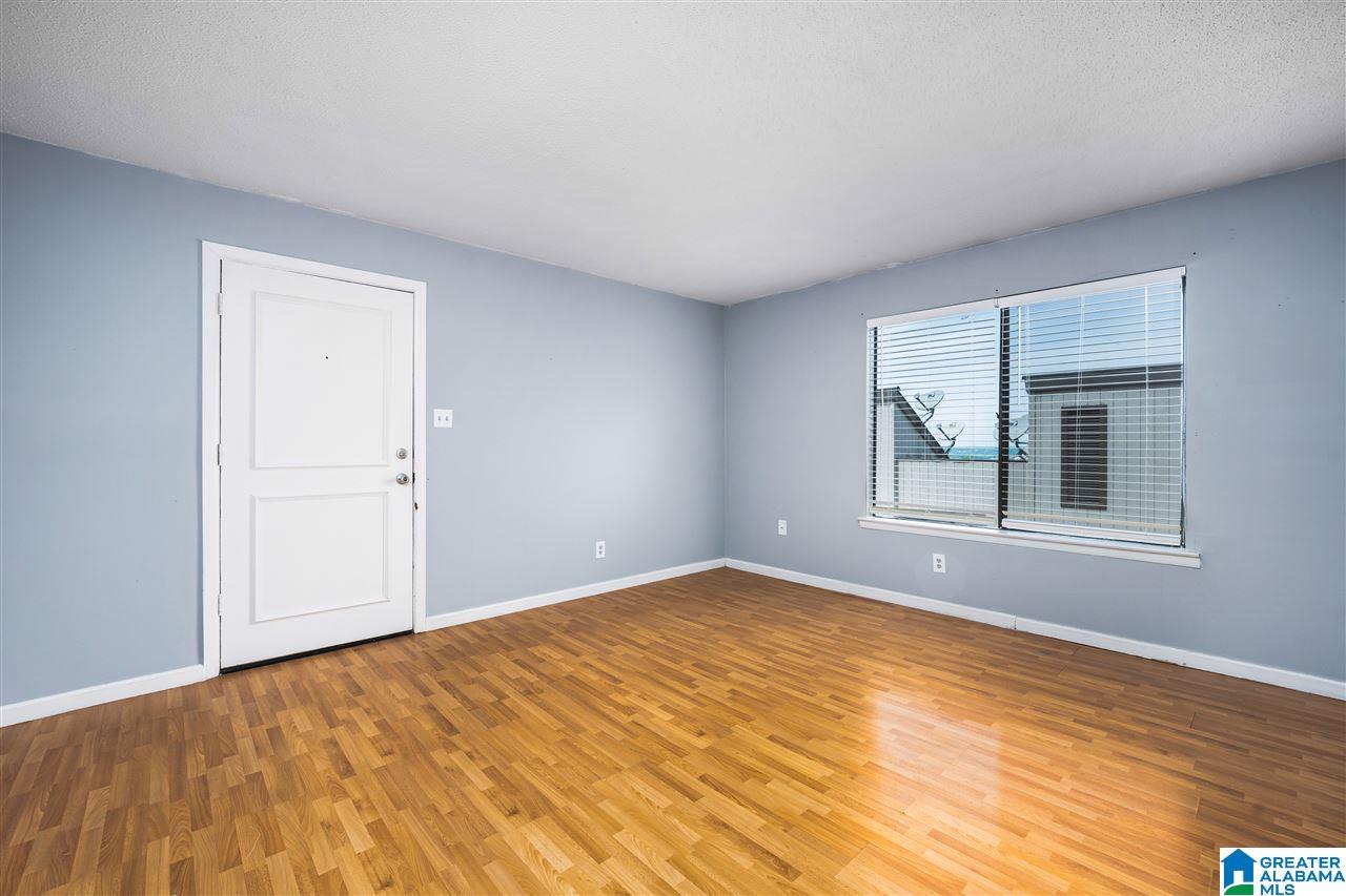 3350 Altamont Road South, Unit D24 Birmingham, AL 35205 - Photo 2 of 22
