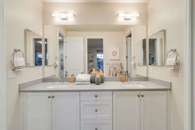 $2,799,000 | 32613 Singh Circle, Union City, CA 94587