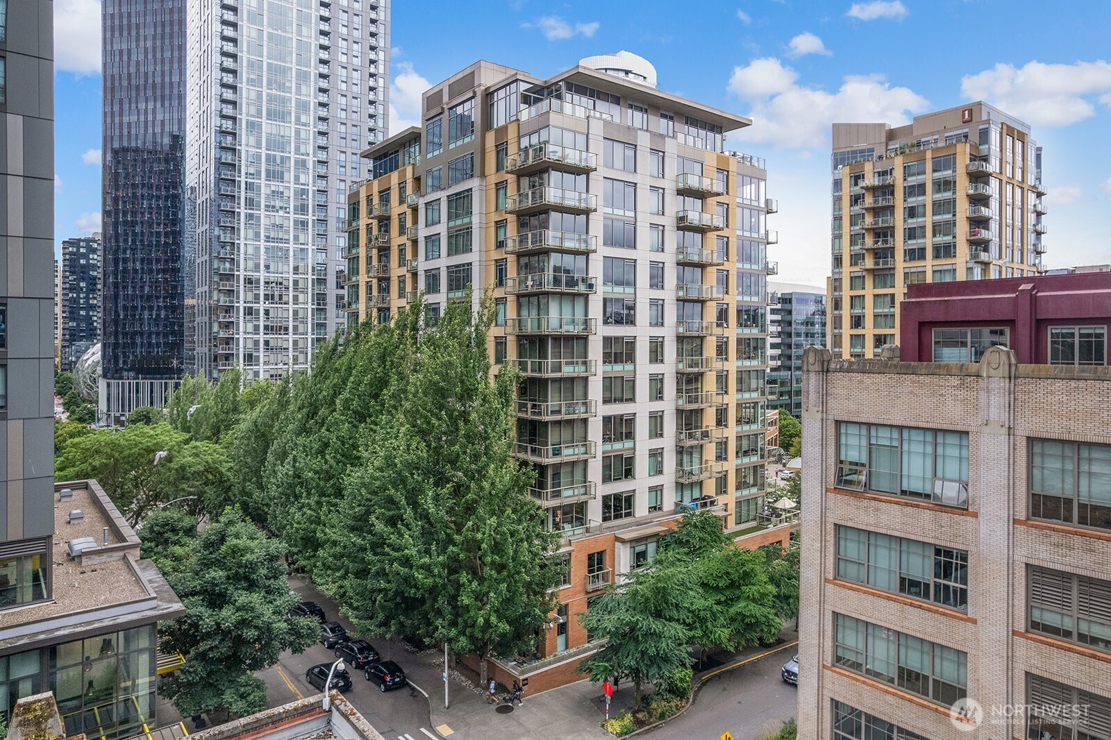 910 Lenora Street, Unit S403 Seattle, WA 98121 - Photo 2 of 40 a front view of a building