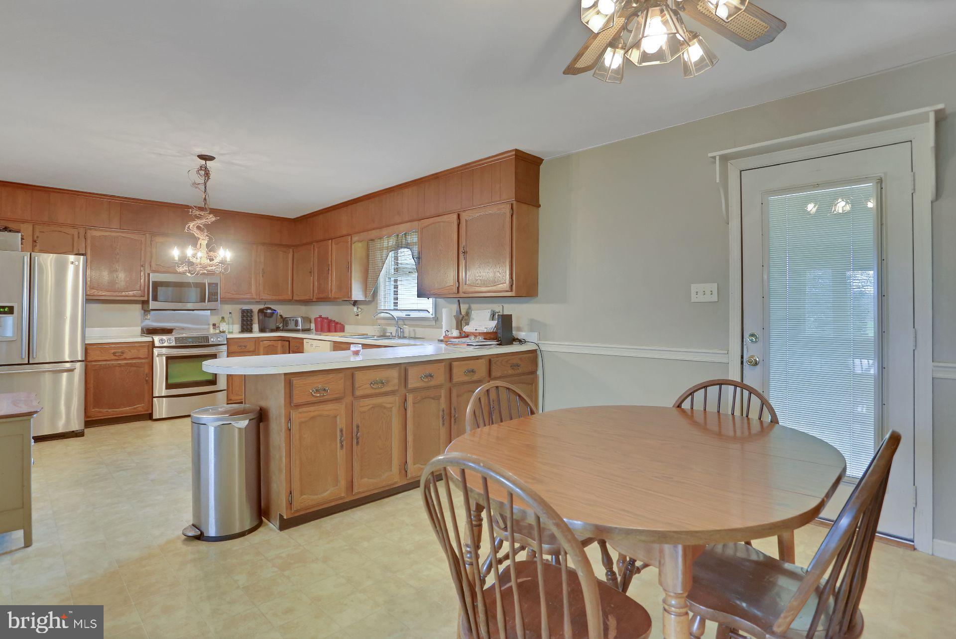 4940 Guitner Road Chambersburg, PA 17202 - Photo 16 of 48 Dining room and kitchen