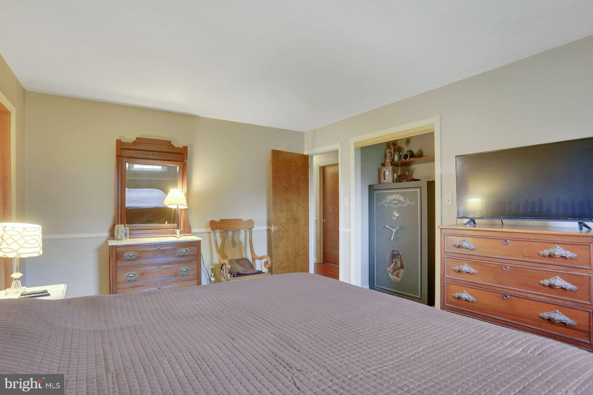 4940 Guitner Road Chambersburg, PA 17202 - Photo 22 of 48 Master bedroom
