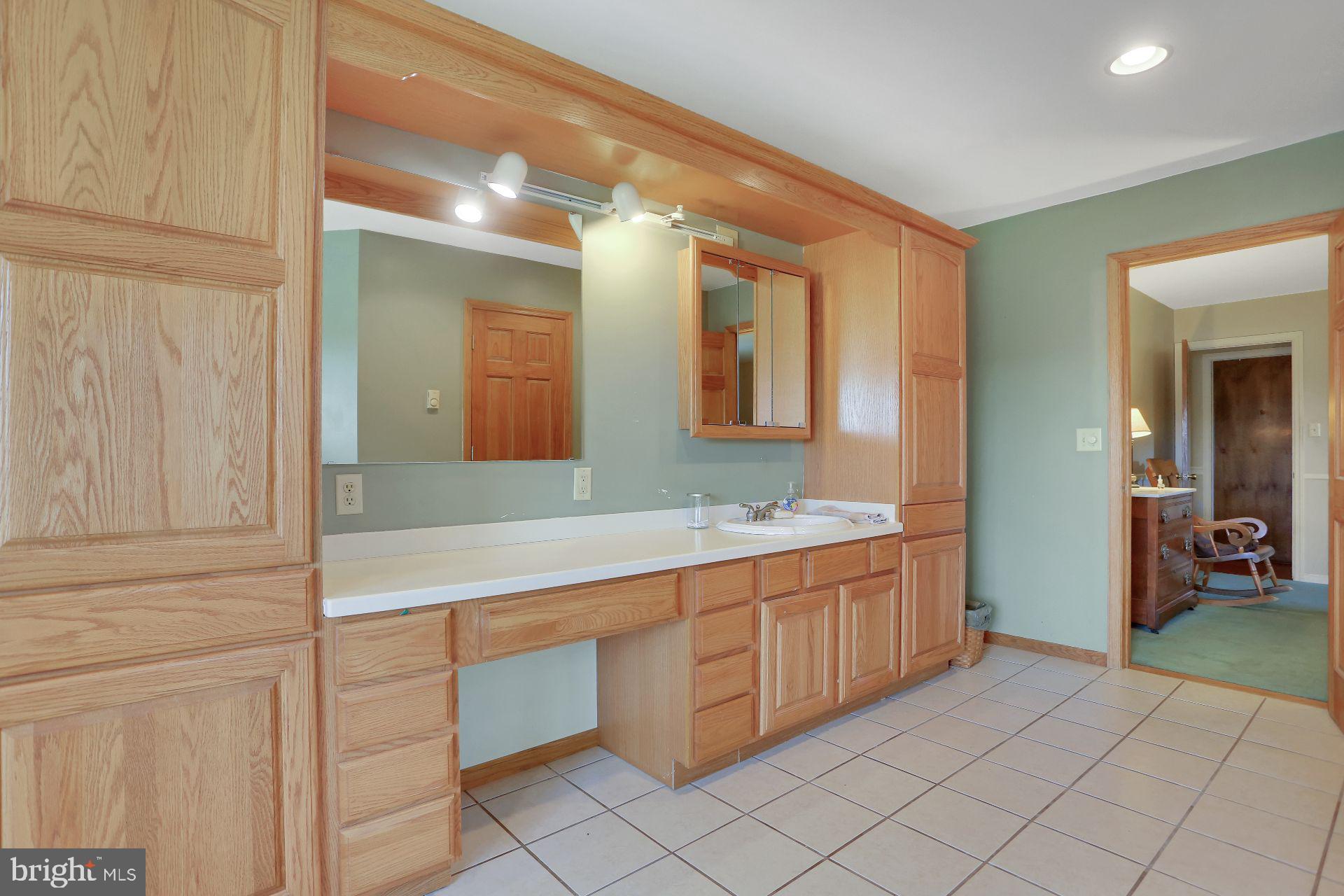 4940 Guitner Road Chambersburg, PA 17202 - Photo 29 of 48 Master bathroom