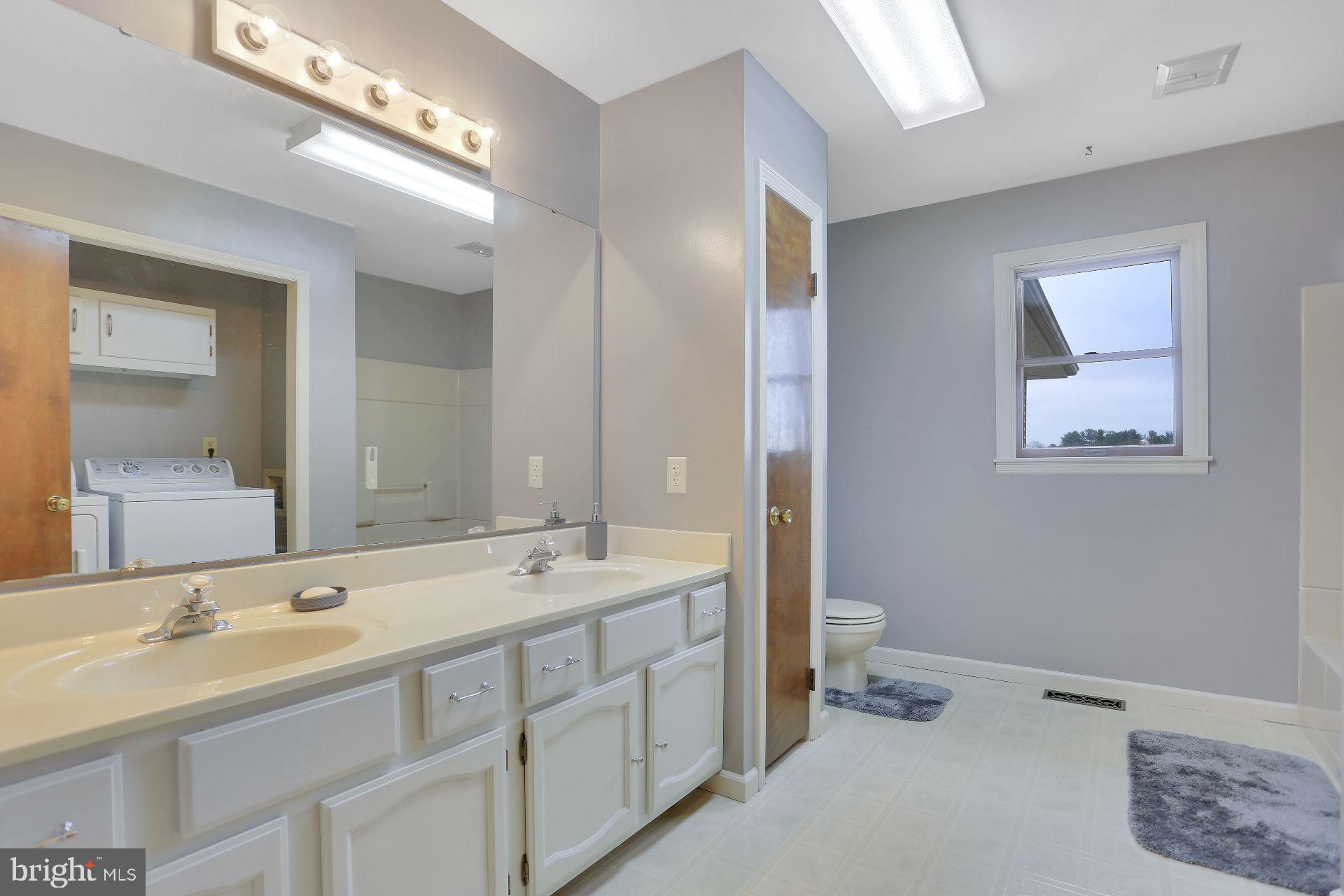 4940 Guitner Road Chambersburg, PA 17202 - Photo 30 of 48 Main bathroom