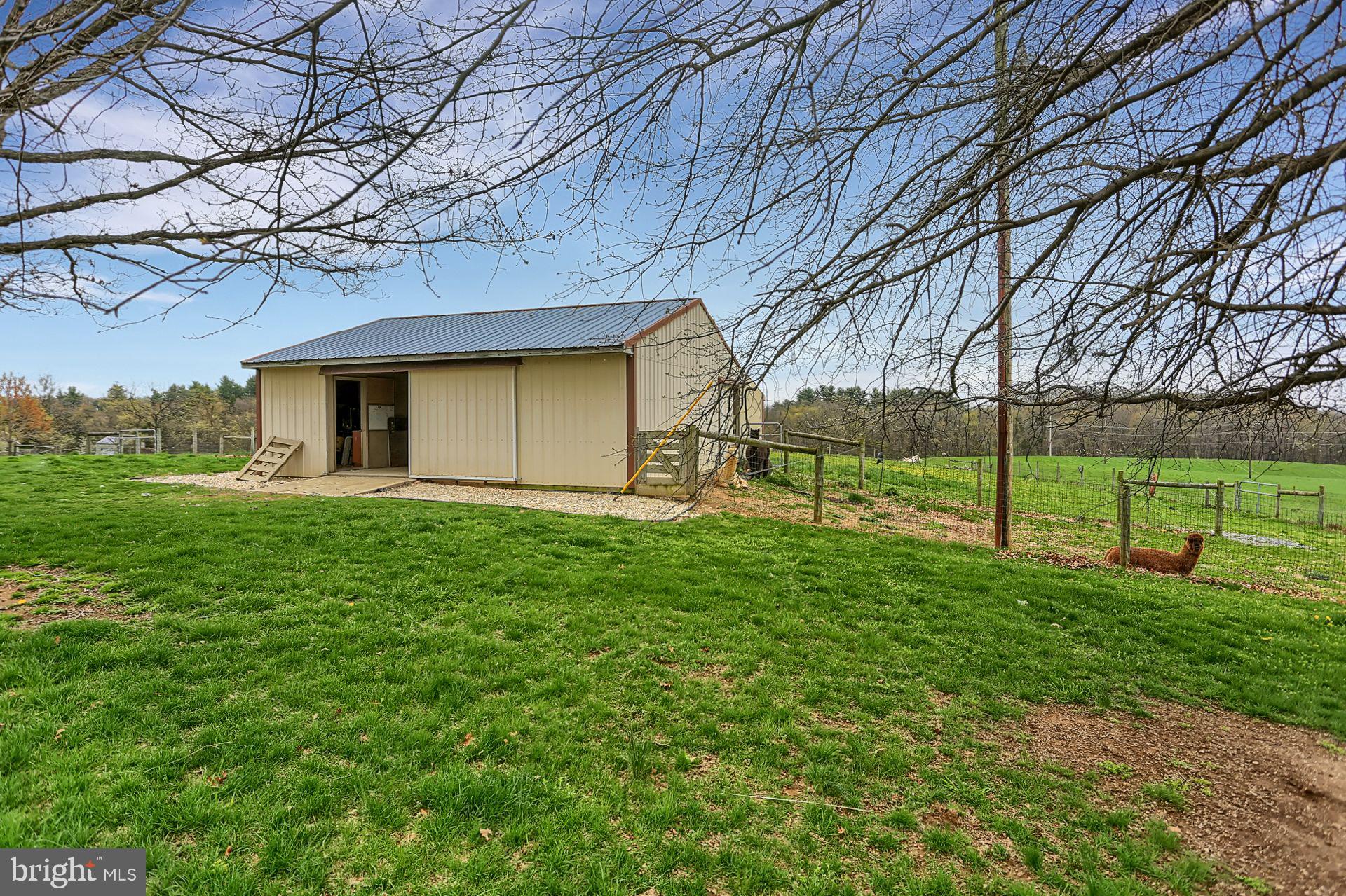 4940 Guitner Road Chambersburg, PA 17202 - Photo 43 of 48 Animal shelter