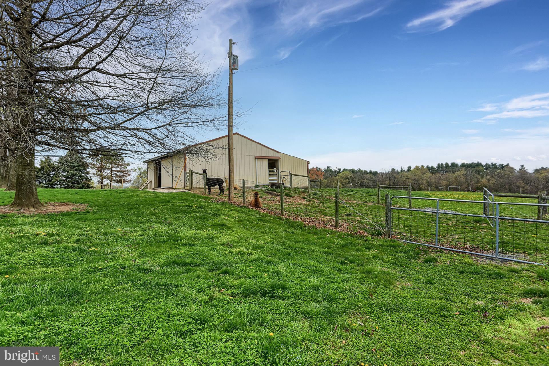 4940 Guitner Road Chambersburg, PA 17202 - Photo 45 of 48 Animal shelter