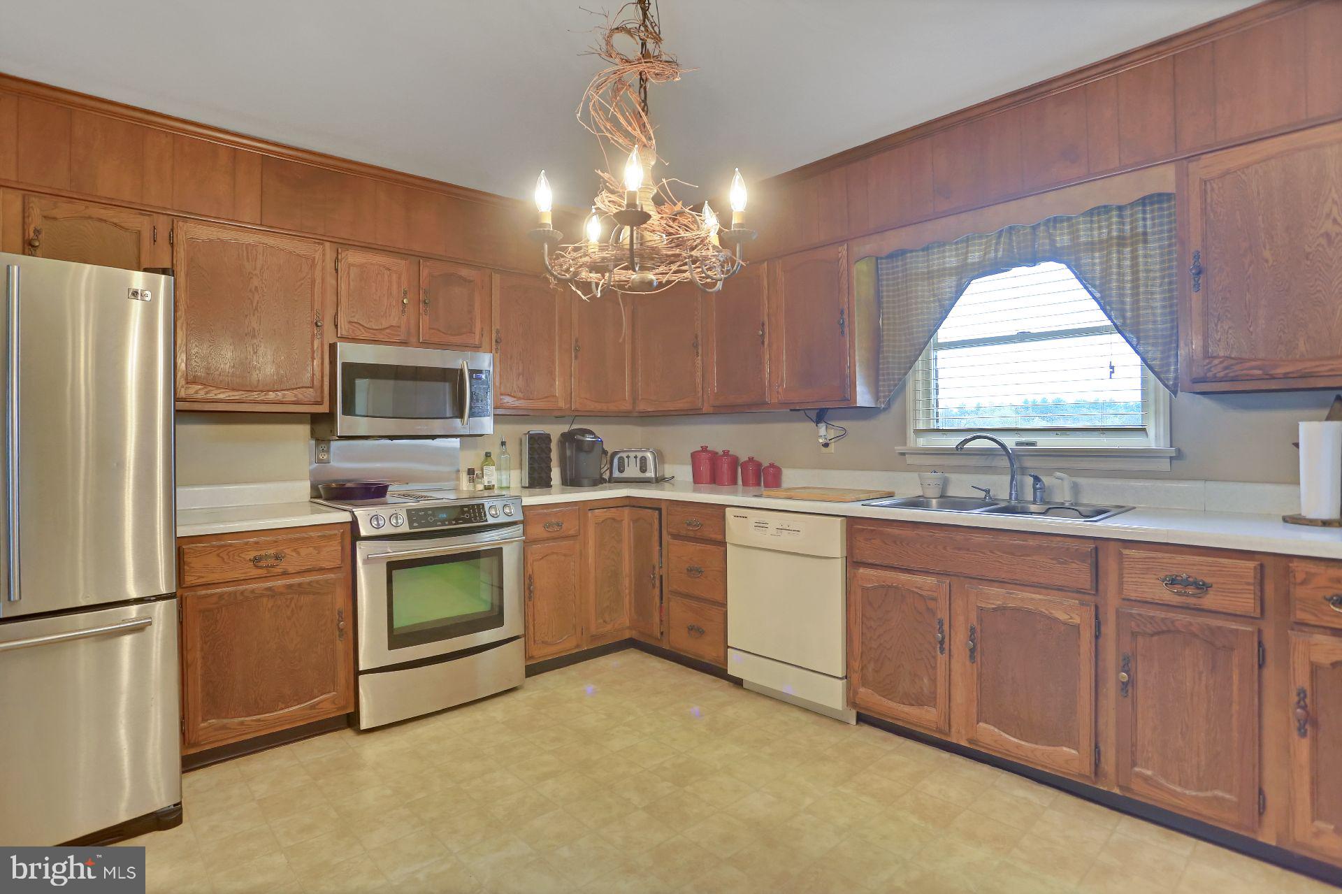 4940 Guitner Road Chambersburg, PA 17202 - Photo 10 of 48 Kitchen