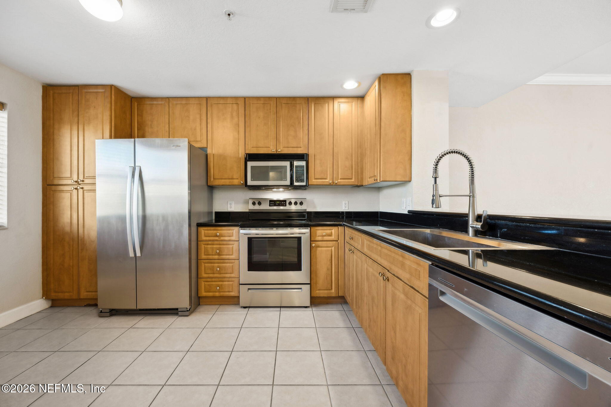 9745 Touchton Road, Unit 530 Jacksonville, FL 32246 - Photo 17 of 48 Kitchen