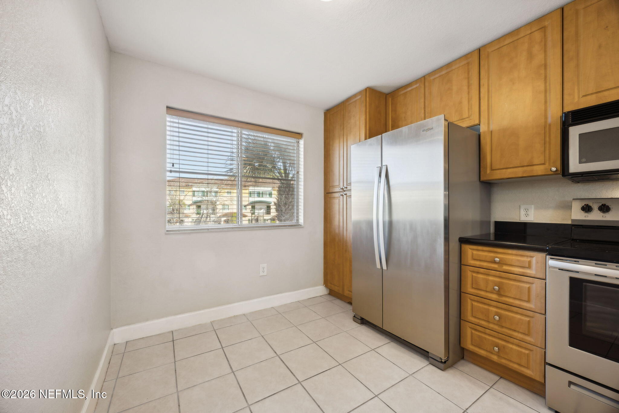 9745 Touchton Road, Unit 530 Jacksonville, FL 32246 - Photo 18 of 48 Kitchen