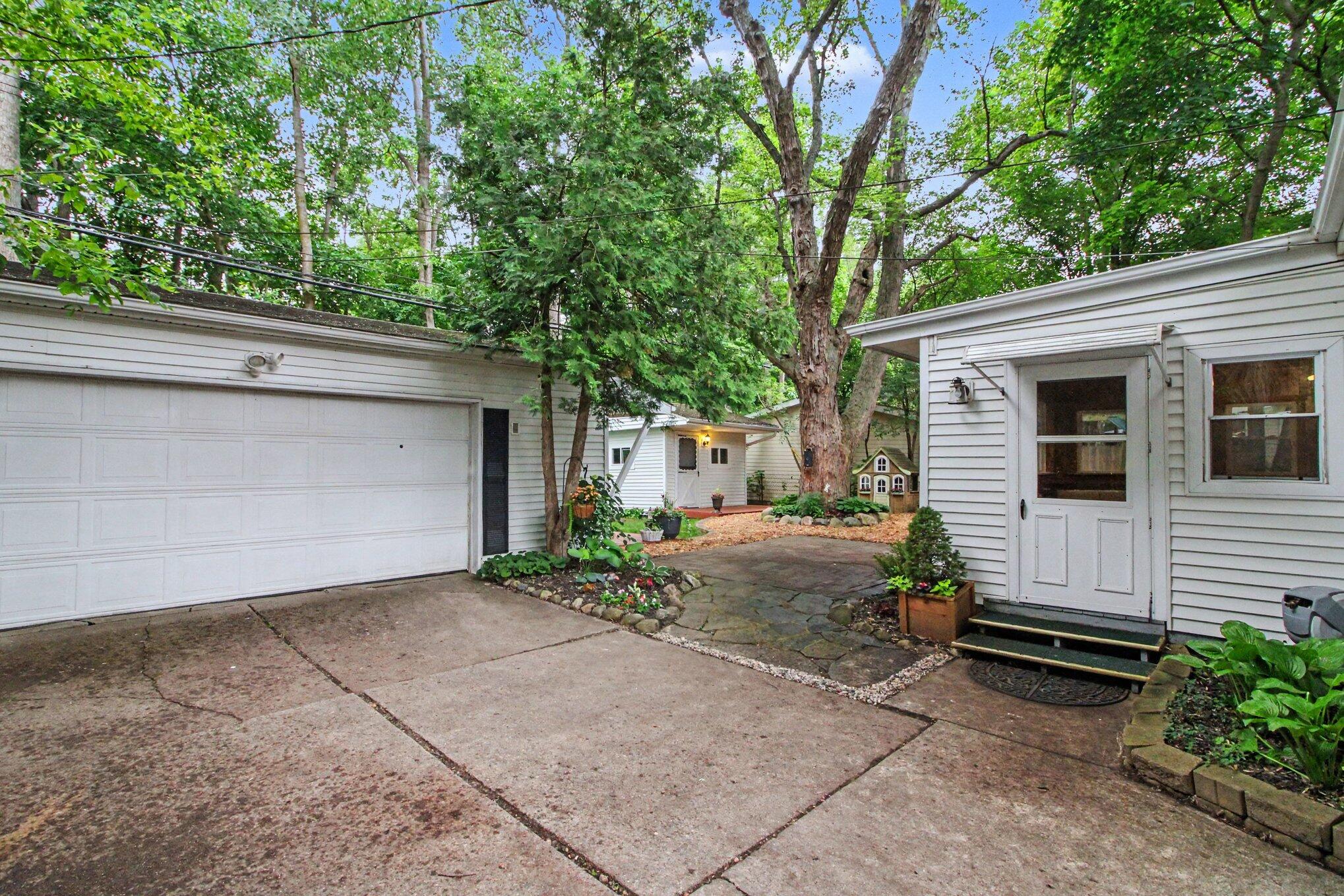 2727 Hampshire Road Ann Arbor, MI 48104 - Photo 29 of 46 29 - 2727 Hampshire