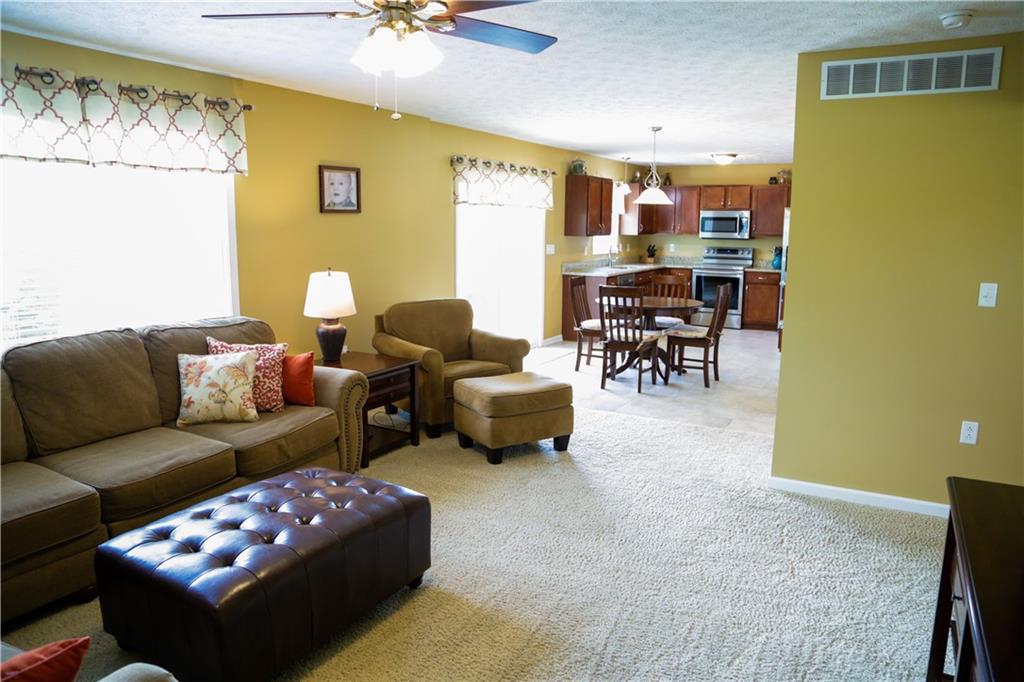 107 Powell Road Butler, PA 16002 - Photo 17 of 25