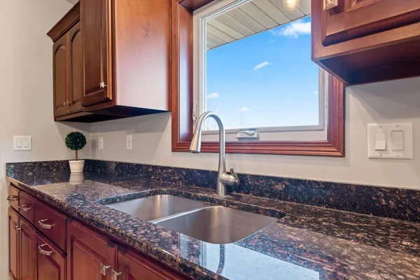 $624,900 | 1979 Kettle Creek Drive, De Pere, WI 54115