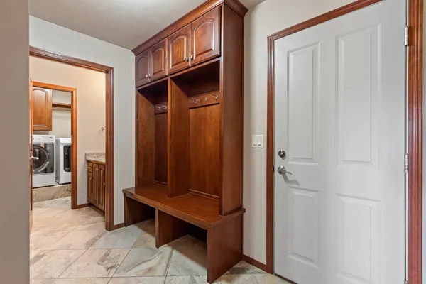 $624,900 | 1979 Kettle Creek Drive, De Pere, WI 54115