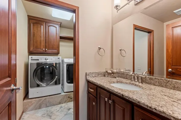 $624,900 | 1979 Kettle Creek Drive, De Pere, WI 54115