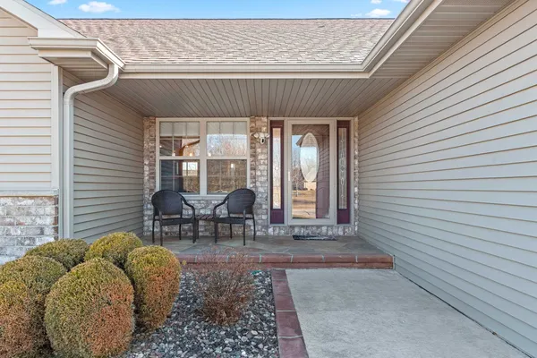 $624,900 | 1979 Kettle Creek Drive, De Pere, WI 54115