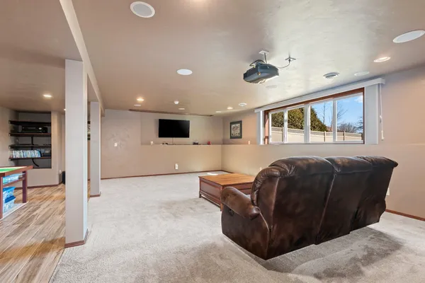 $624,900 | 1979 Kettle Creek Drive, De Pere, WI 54115