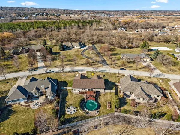 $624,900 | 1979 Kettle Creek Drive, De Pere, WI 54115