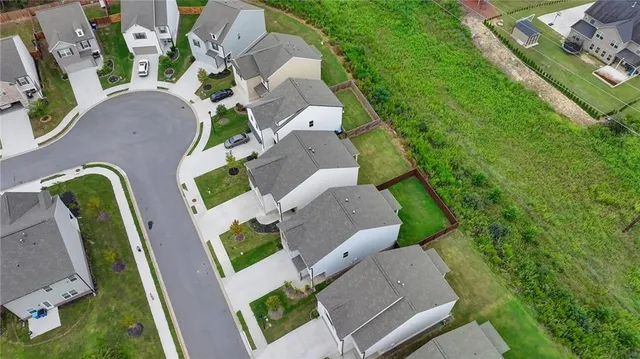 $2,450 | 3230 Westgate Pk Drive, Loganville, GA 30052