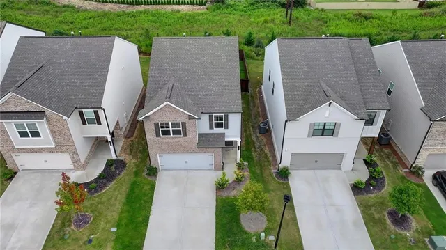 $2,450 | 3230 Westgate Pk Drive, Loganville, GA 30052