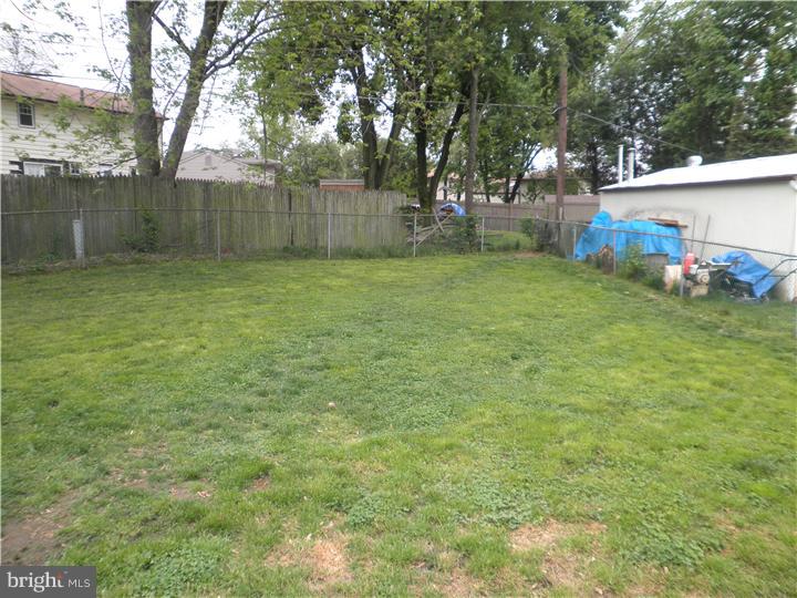 640 Kismet Road Philadelphia, PA 19115 - Photo 23 of 25