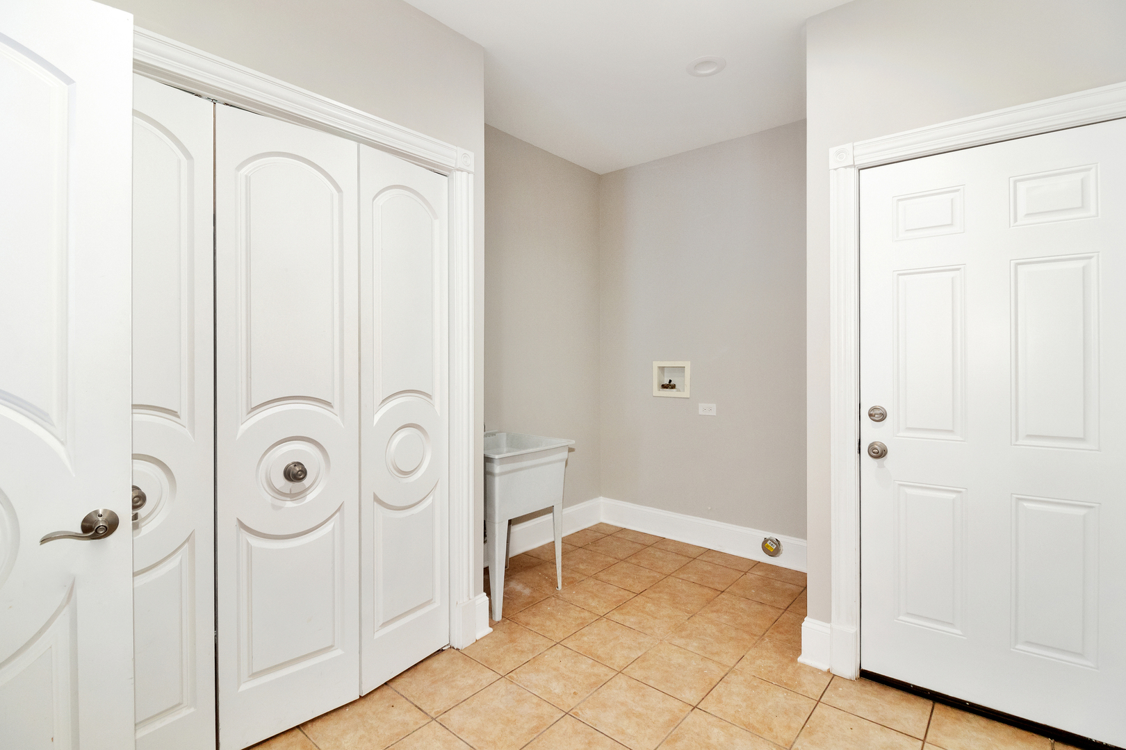 1465 Tyrell Avenue Park Ridge, IL 60068 - Photo 12 of 26