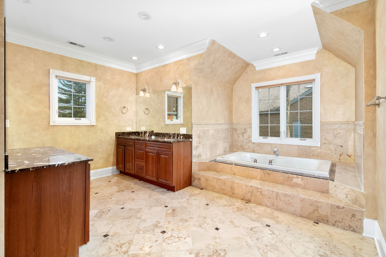 1465 Tyrell Avenue Park Ridge, IL 60068 - Photo 16 of 26