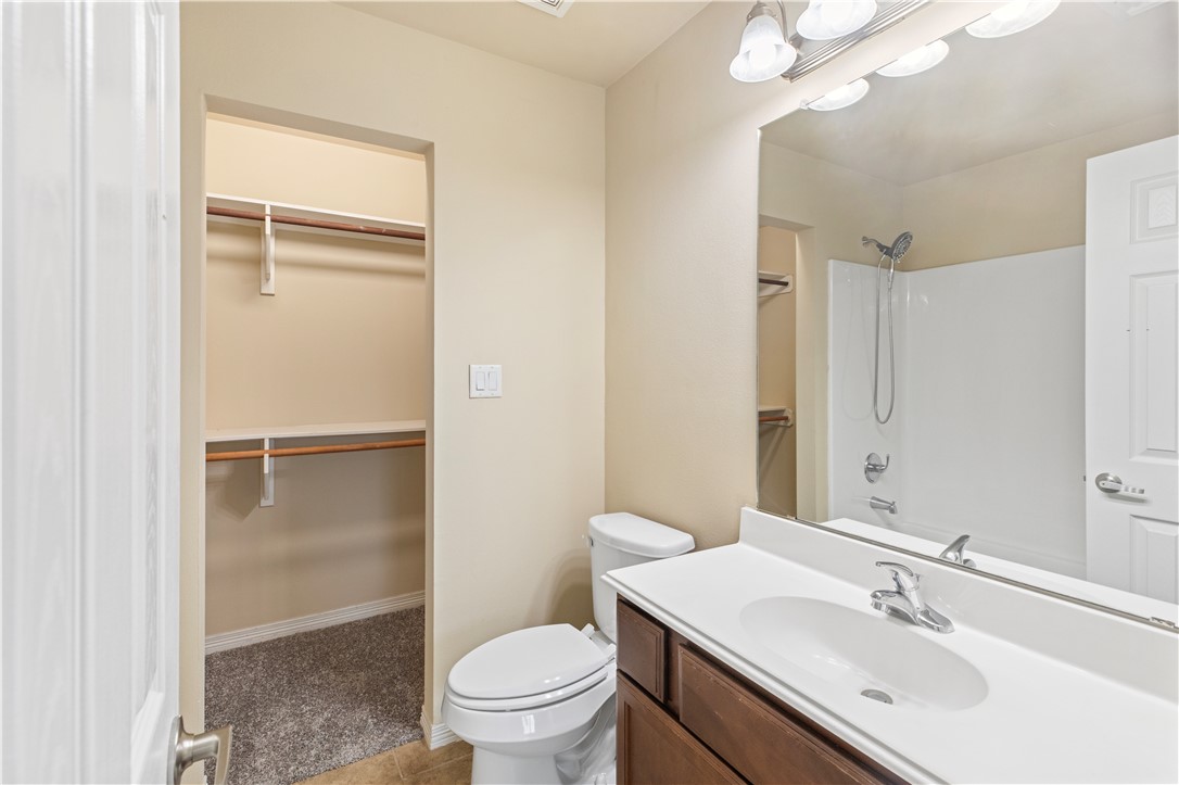 1198 Jones-Butler Road, Unit 1811 College Station, TX 77840 - Photo 9 of 26 a bathroom with a sink toilet and shower