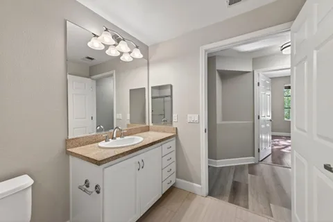$688,888 | 800 North 8th Street, Unit 103, San Jose, CA 95112