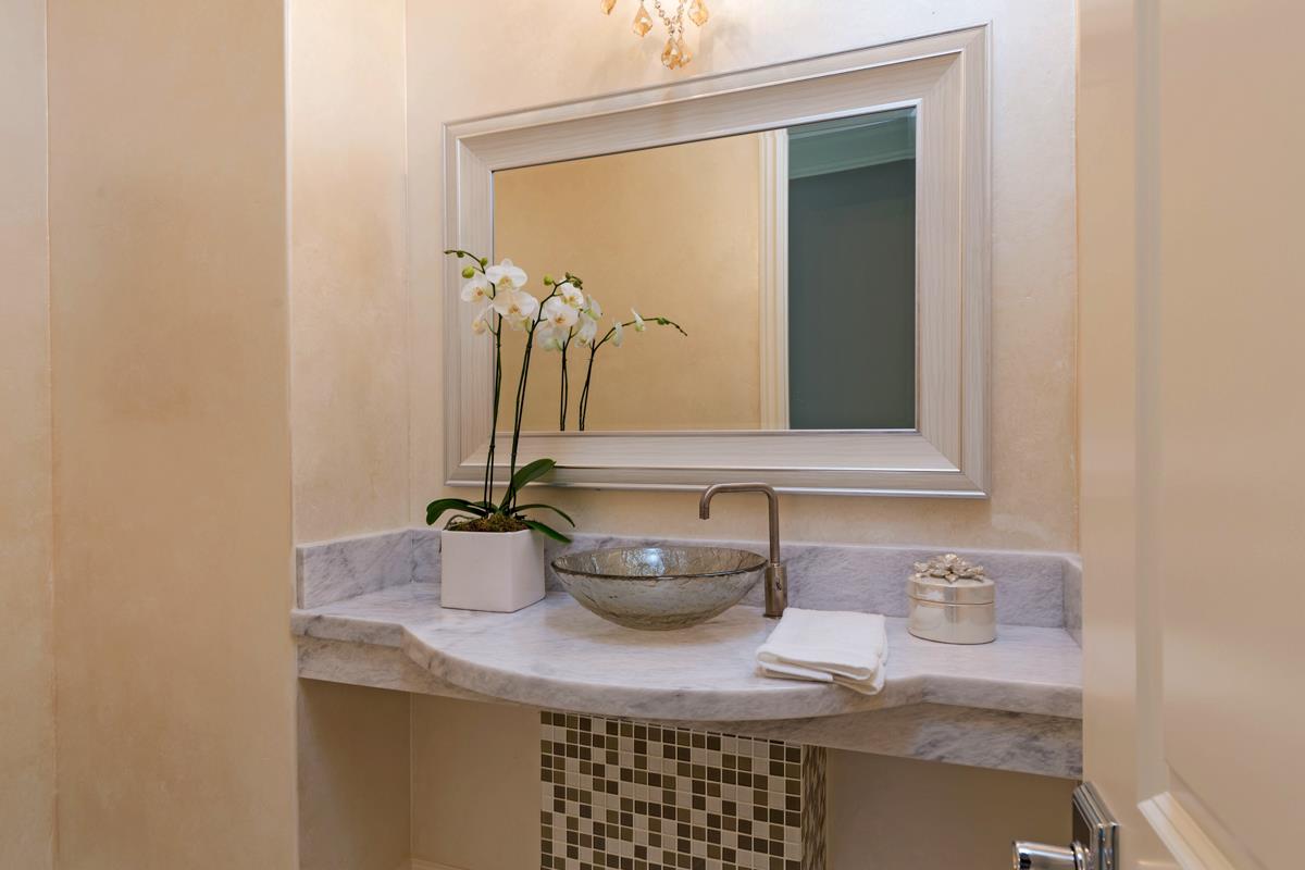 12810 Deer Creek Lane Los Altos Hills, CA 94022 - Photo 20 of 30