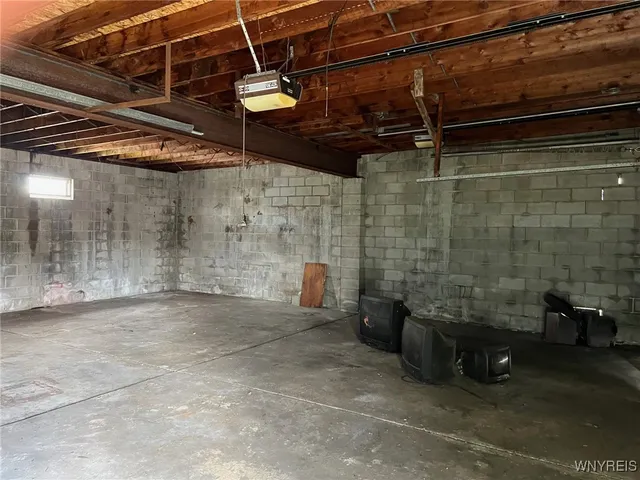 $187,777 | 2072 Genesee Street, Buffalo, NY 14211