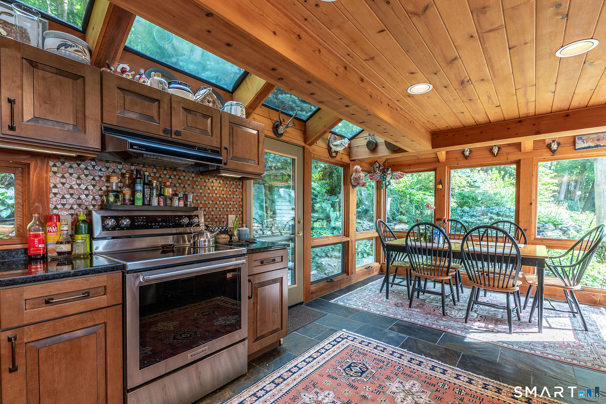 91 Muller Road Kent, CT 06757 - Photo 5 of 40 Light and bright dining room