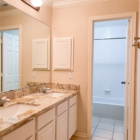$2,400 | 2606 Sun Flare Lane, Pearland, TX 77584