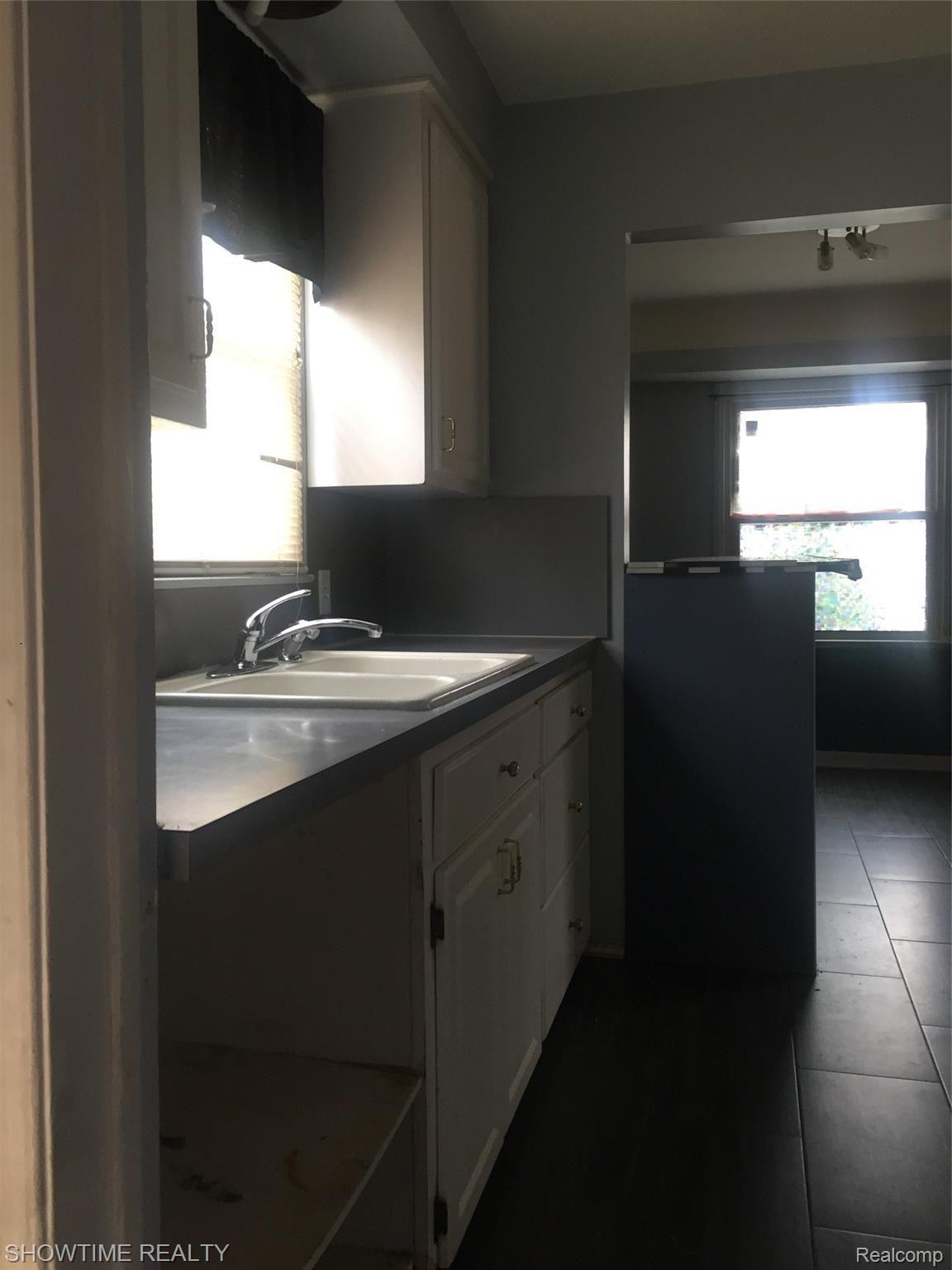 6389 Evergreen Road Detroit, MI 48228 - Photo 9 of 73 IMG-9536.JPG