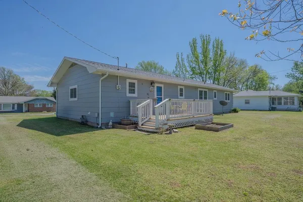 $162,000 | 2009 Washington Avenue, Baxter Springs, KS 66713