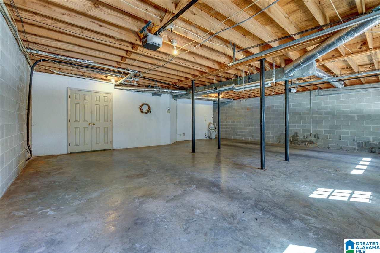 103 Foshee Street Clanton, AL 35045 - Photo 40 of 50