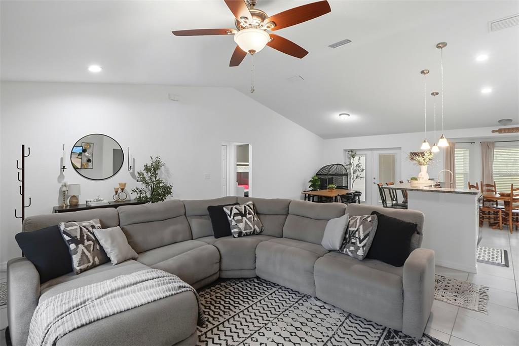6651 Southwest 151 Loop Ocala, FL 34473 - Photo 7 of 39