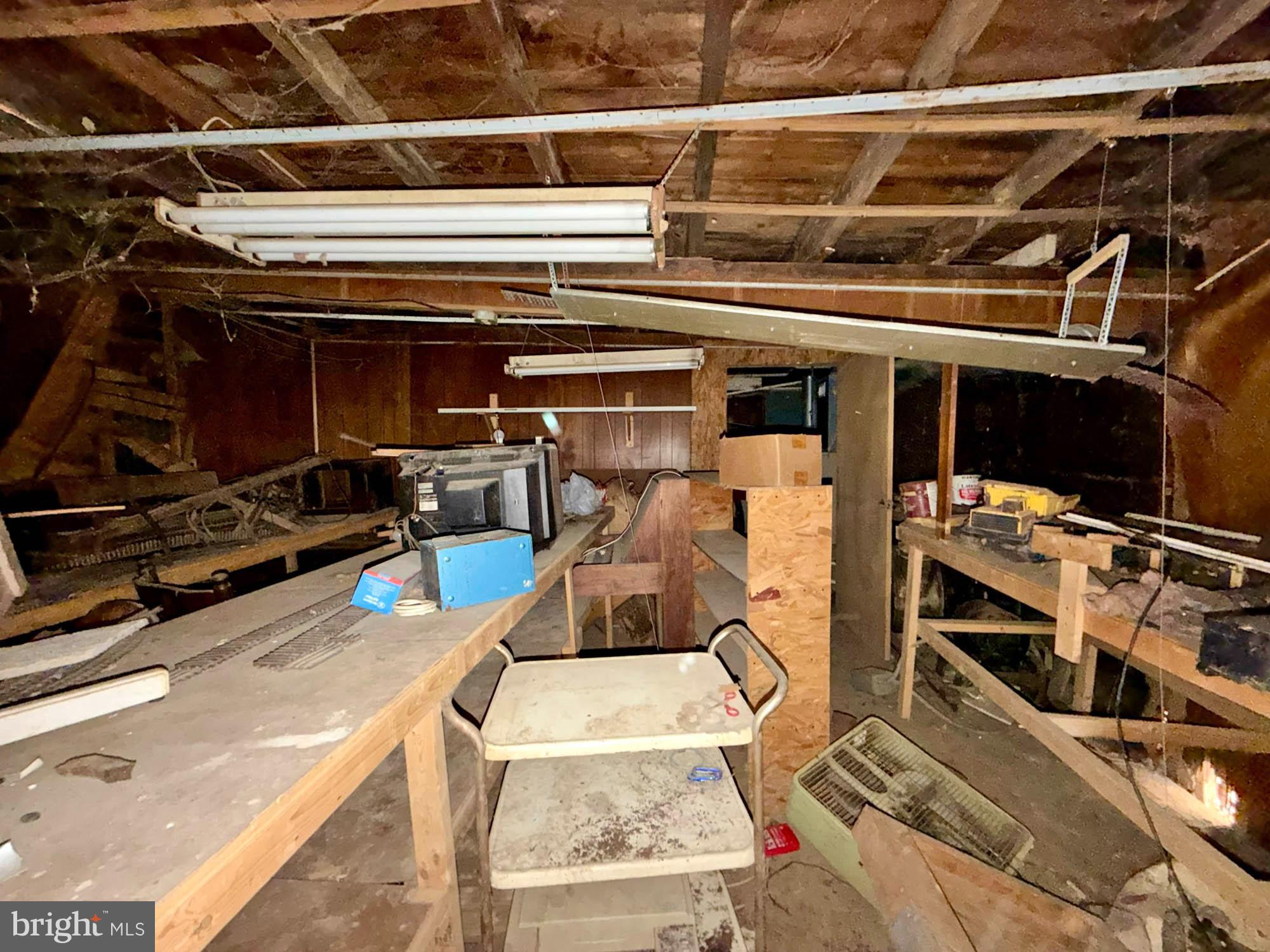 4327 Shore Road Baltimore, MD 21219 - Photo 11 of 11 a view of a room with gym equipment