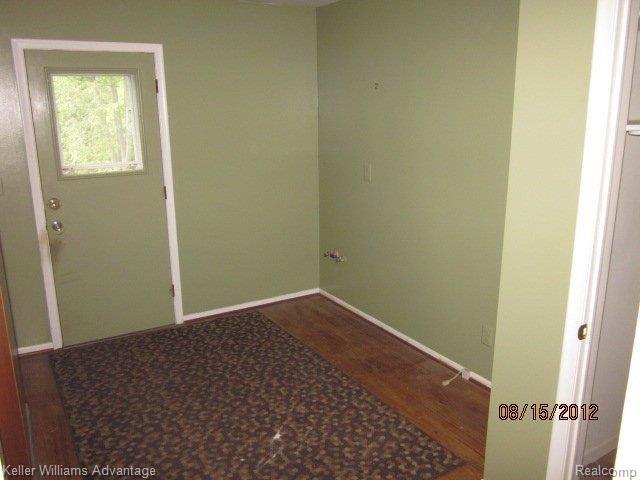 2610 Hubert Road Brighton, MI 48114 - Photo 9 of 19 2610 HUBERT RD